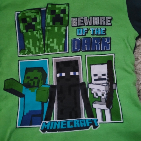 Minecraft Green and Nacy Pajama Set - Picture 2 of 4
